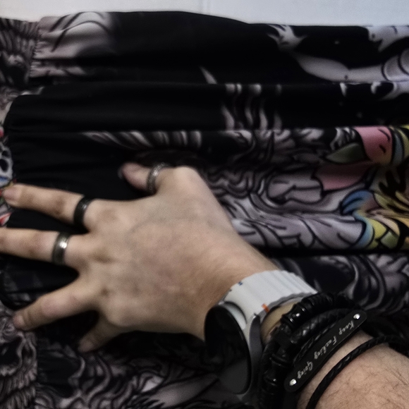 Ed Hardy Black and Red Graphic Apparel - Picture 5 of 9